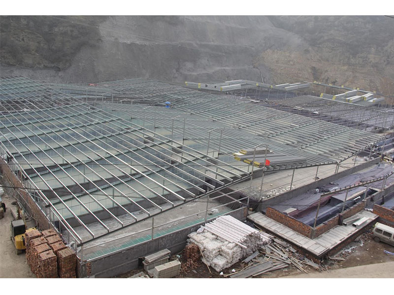 豬場如何選擇適合的養豬設備?